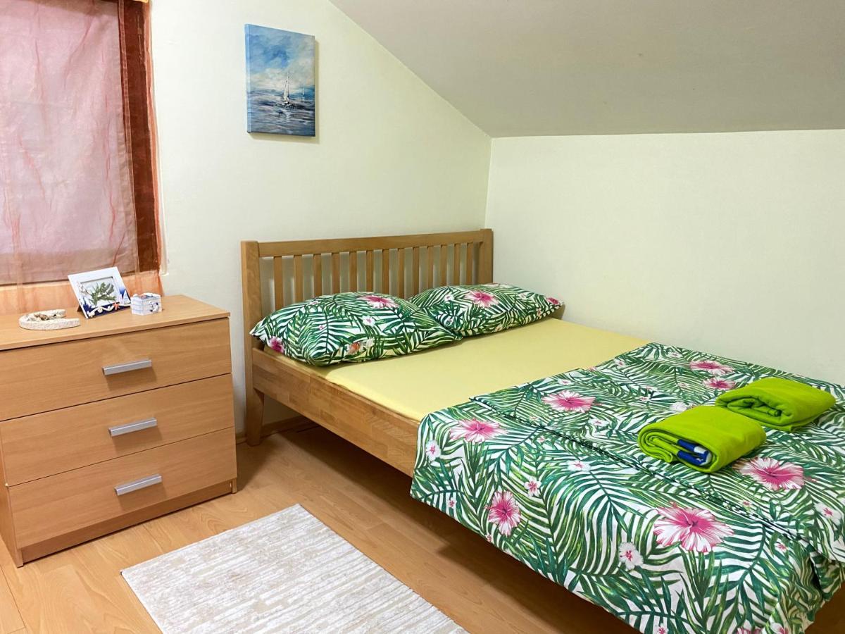 Jezero Snijeznica - Vikendica Villa ภายนอก รูปภาพ